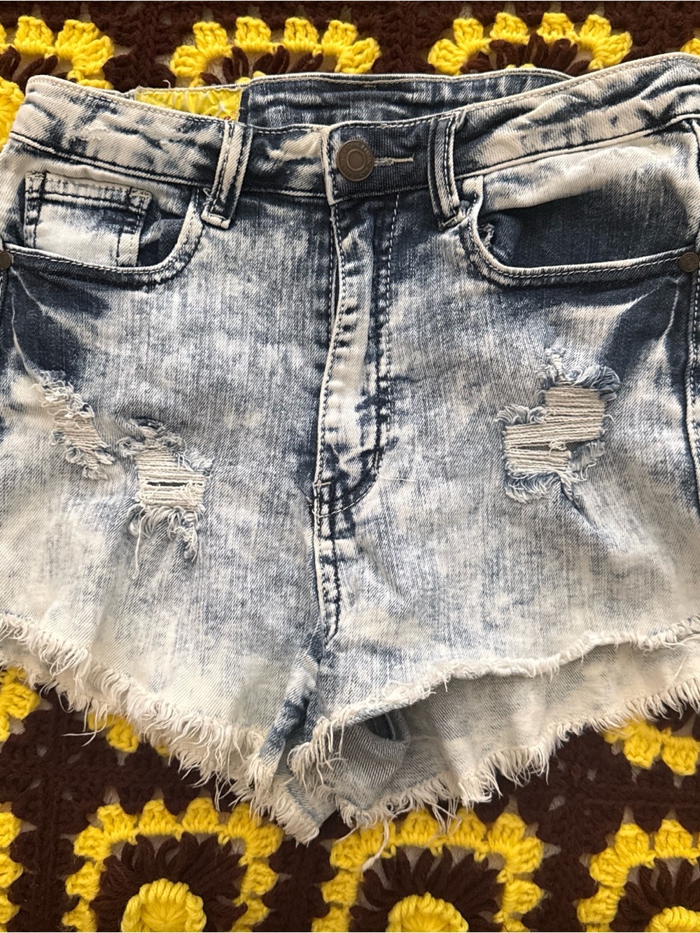 Machine Acid Wash High Rise Distressed Jean Shorts Size 29